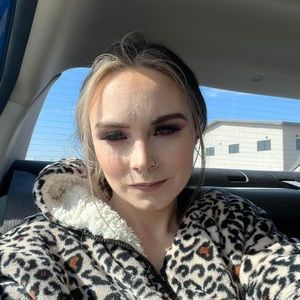 Meet your Posher, Bre